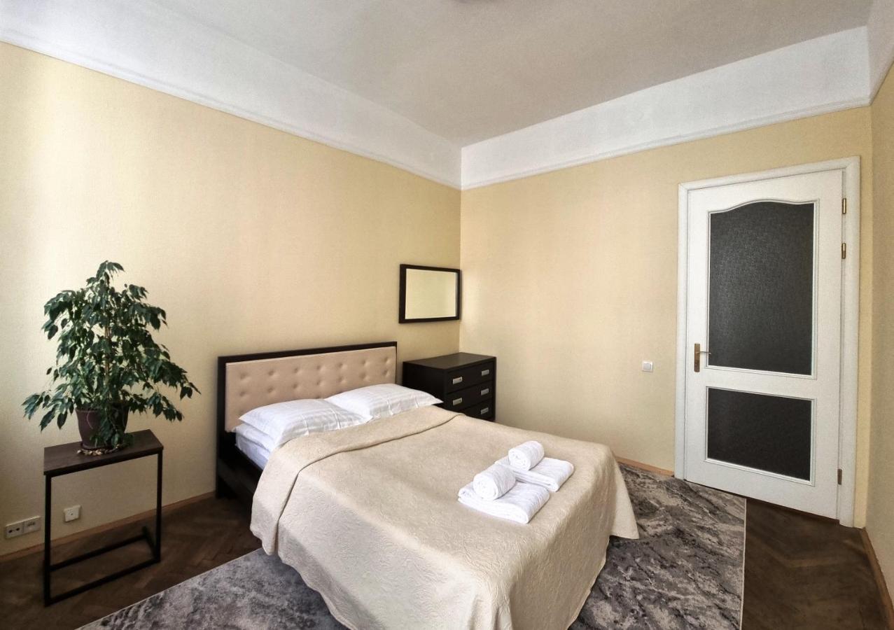 Cozy Apartment リヴィウ エクステリア 写真