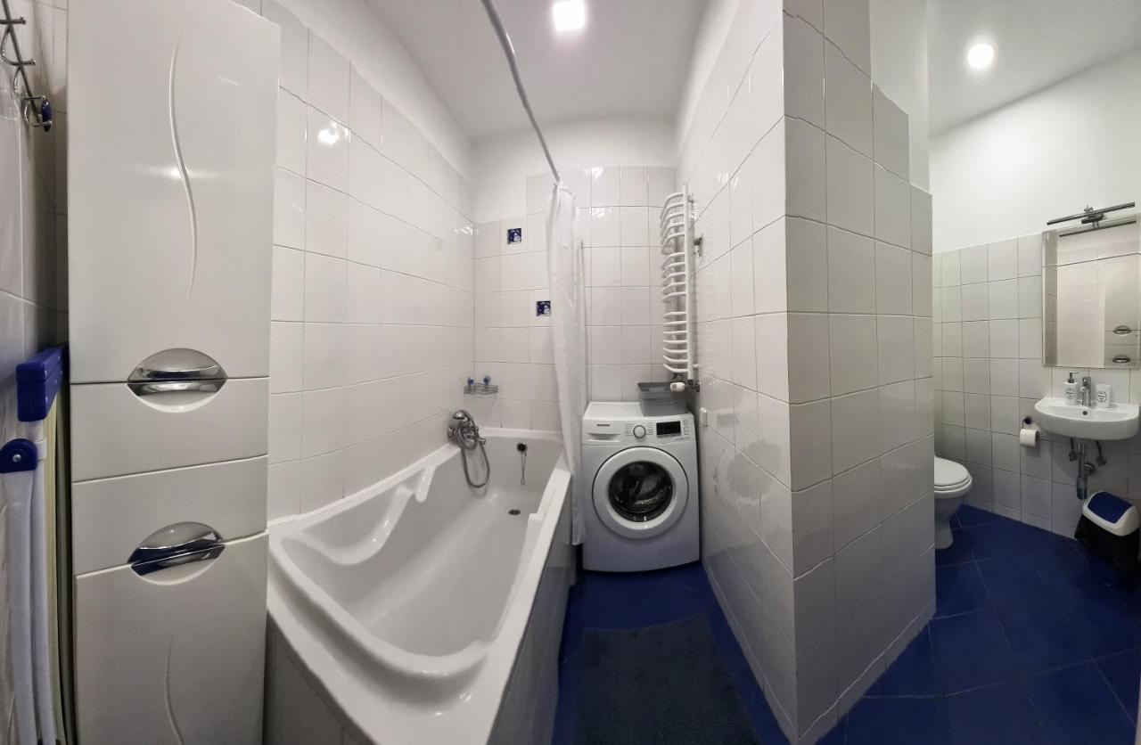 Cozy Apartment リヴィウ エクステリア 写真